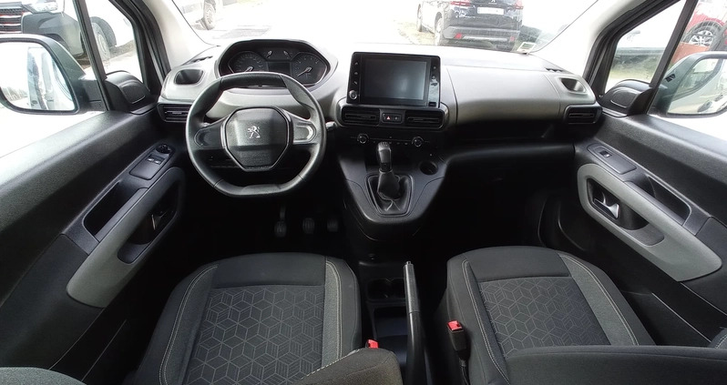 Peugeot Rifter cena 53900 przebieg: 77900, rok produkcji 2019 z Kielce małe 211